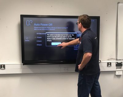 Installing a BenQ interactive screen